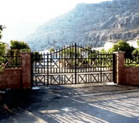 Apartment George Pefkos